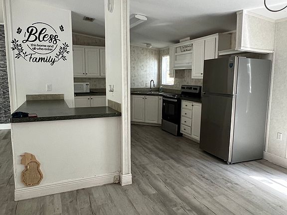 4th image of 5656 Abercorn Dr