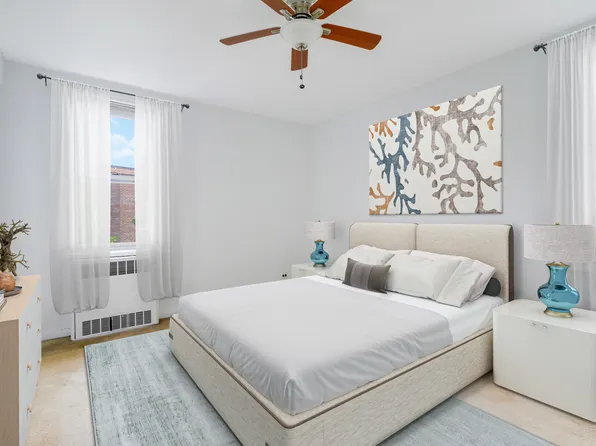 5614 Netherland Avenue image 7 of 10