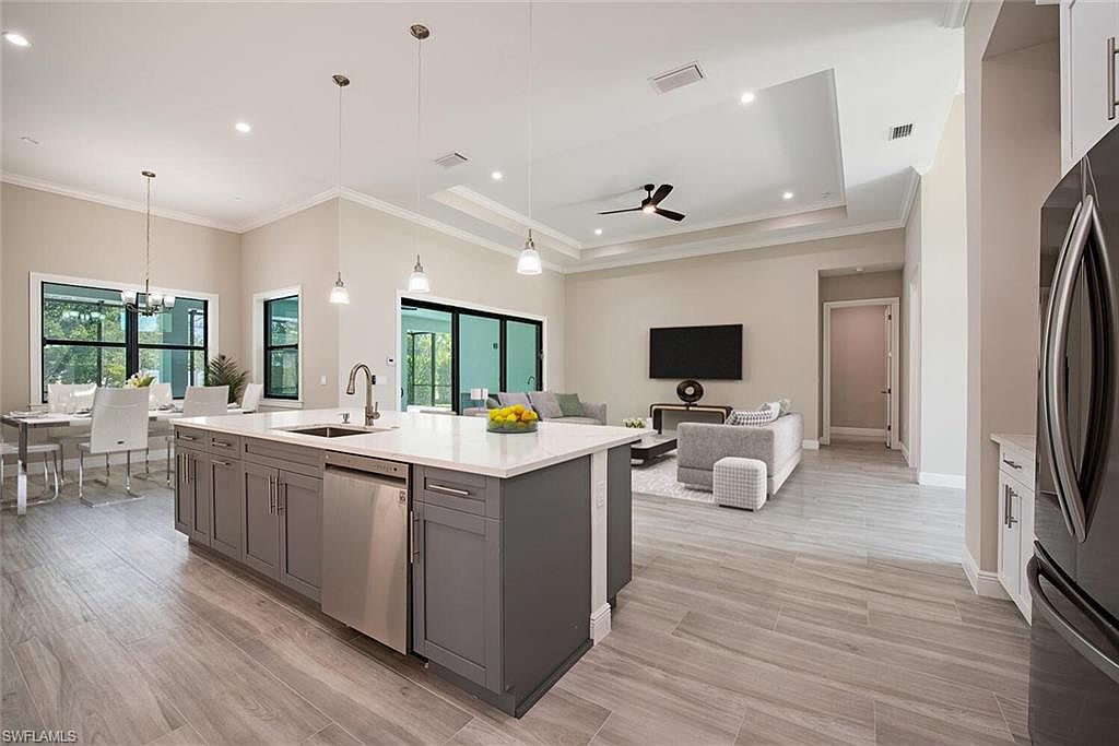 11 Willoughby Dr, Naples, FL 34110 MLS 223035309 Zillow