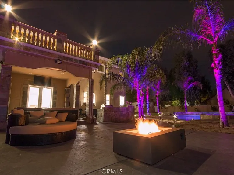 10062 Valley Circle Blvd — Photo 3
