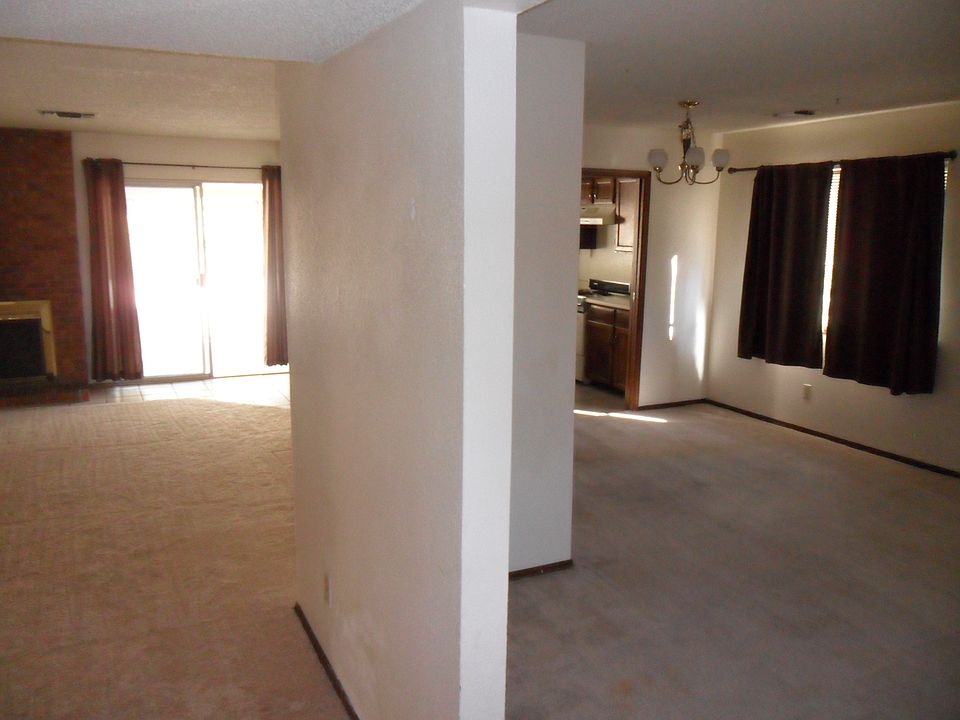 1st image of 704 Monte Alto Dr NE