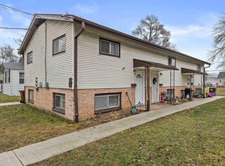 225 Belteberg Rd, Loves Park, IL 61111