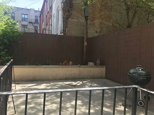 Rented by Nooklyn NYC LLC | media 27