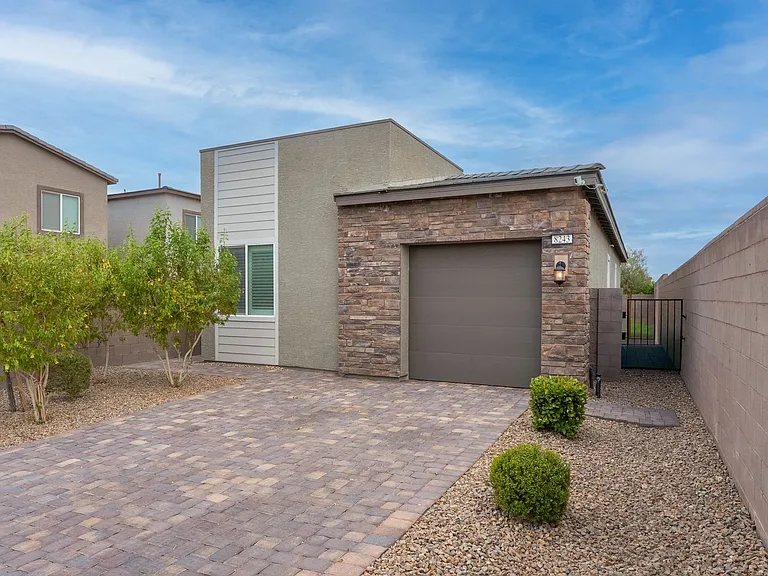 8243 Vino Merlot Ave — Photo 1