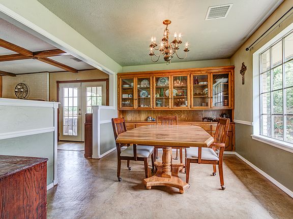 4th image of 11201 Folkstone Dr
