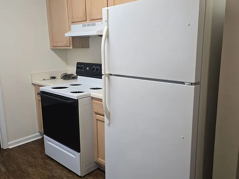 9826B Whitfield Avenue Ext — Photo 7