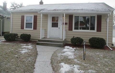 1st image of 2712 Lawndale Ave