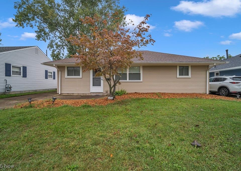 1st image of 296 Thelma Dr