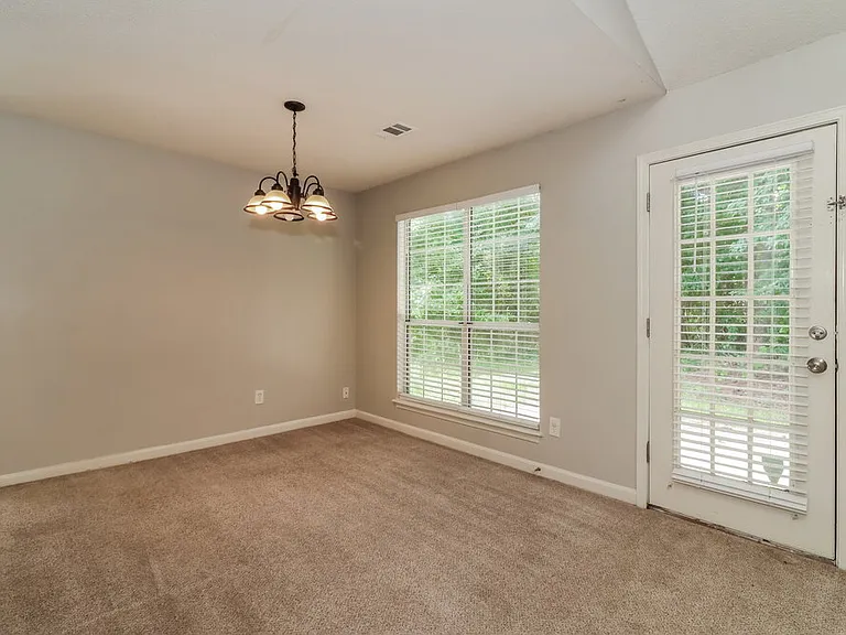 2158 Denson Ln SW — Photo 5