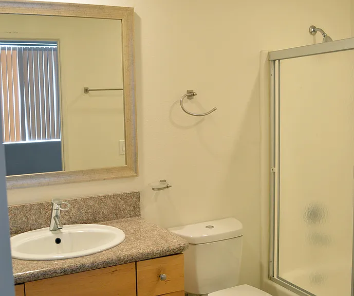 5330 Satsuma Ave — Photo 32