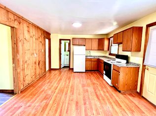 132 Spring St #6, Auburn, ME 04210