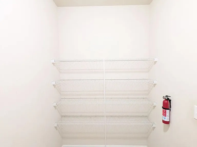 859 Westlawn Dr — Photo 28
