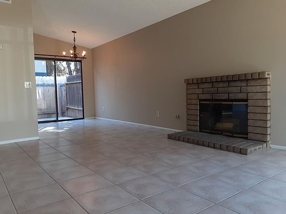 3rd image of 1438 Elma St #A