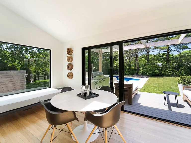 13 Seabreeze Ave — Photo 4