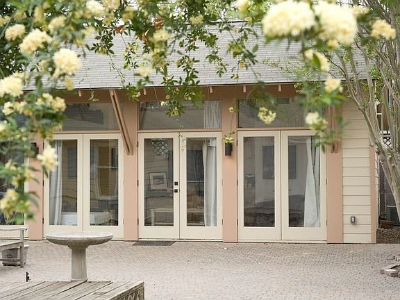 Studio & Guest House