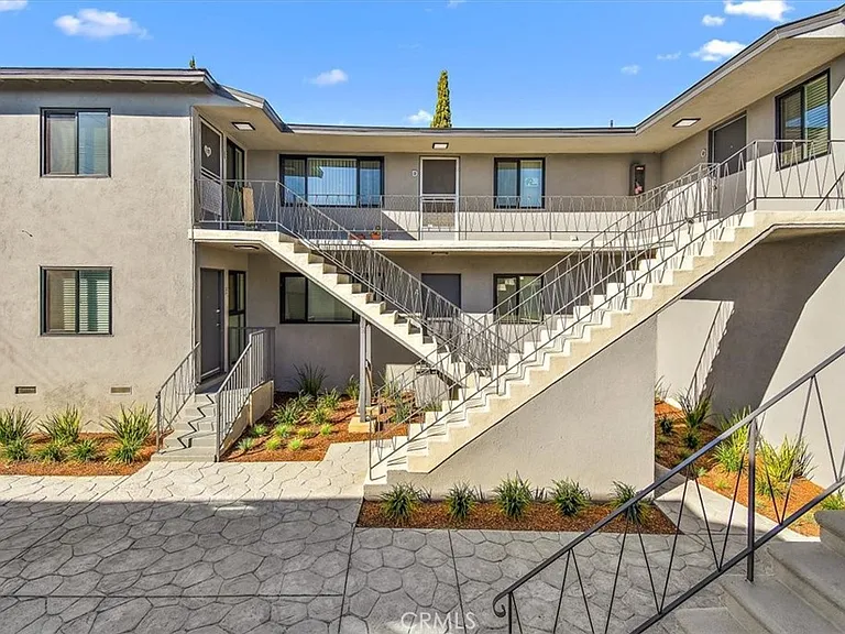 2118 Manhattan Beach Blvd #C — Photo 3