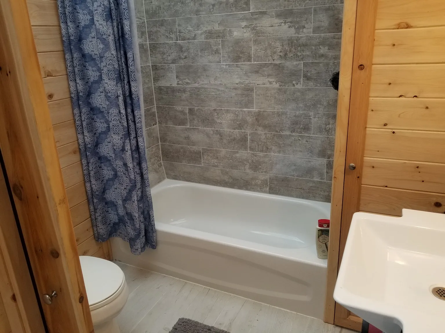 Studio, 400 sqft, $1,300 — Photo 4