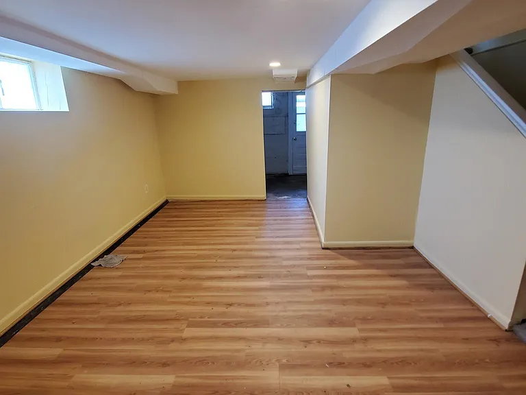 524 Duncan Ave — Photo 11