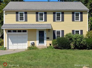 6 Fisher Ave, Wellesley, MA 02482