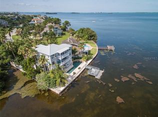 696 Florida Blvd, Crystal Beach, FL 34681