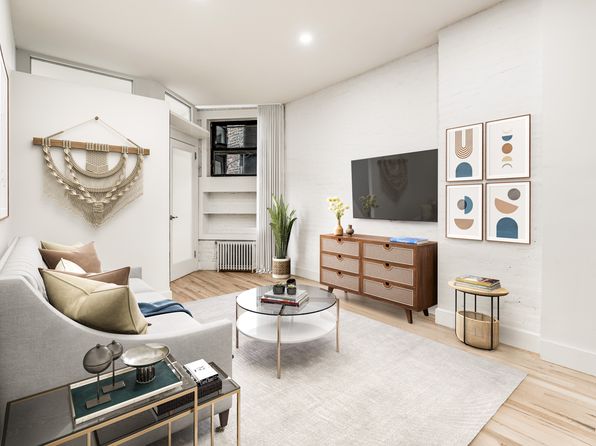 105 Macdougal St APT 22