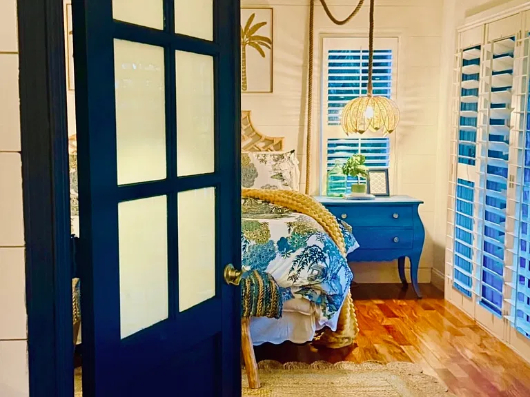 entrance into master bedroom