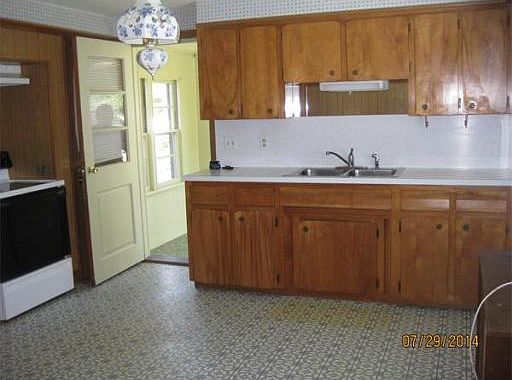 2nd image of 6 Lavoie Ave