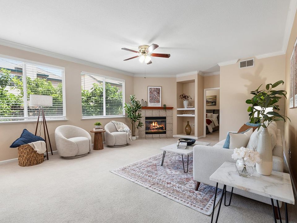 1st image of 12 Grand Canyon Ct