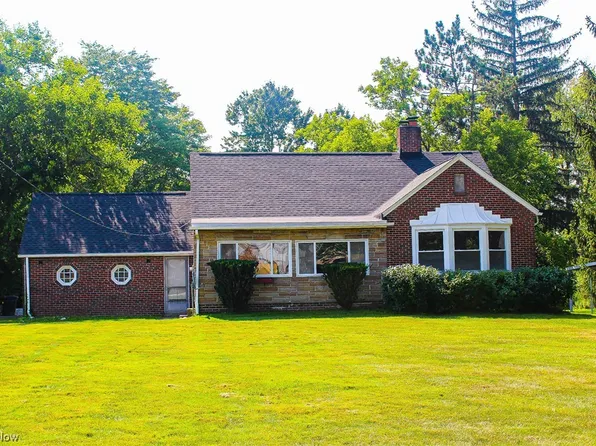 5720 Perkins Rd, Bedford Heights, OH 44146