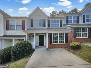 6338 Hickory Lane Cir, Union City, GA 30291