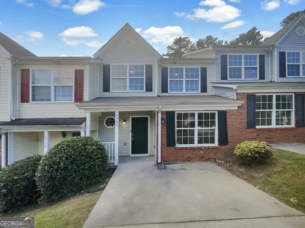 6338 Hickory Lane Cir, Union City, GA 30291