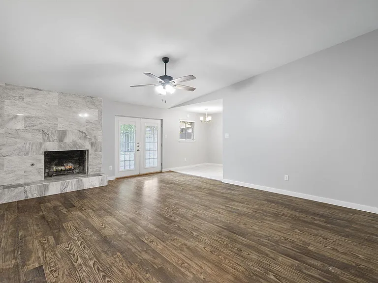 12902 Lamplight Village Ave — Photo 25