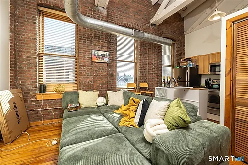 325 Lafayette St Photo 1