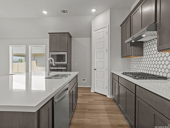4th image of 10269 Bartenheim Dr
