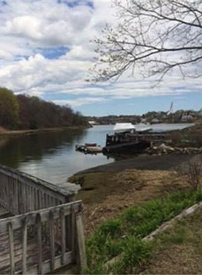 2nd image of 7 Cove Ave
