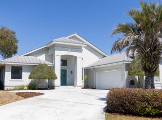 795 Boulevard Of The Champions, Shalimar, FL 32579