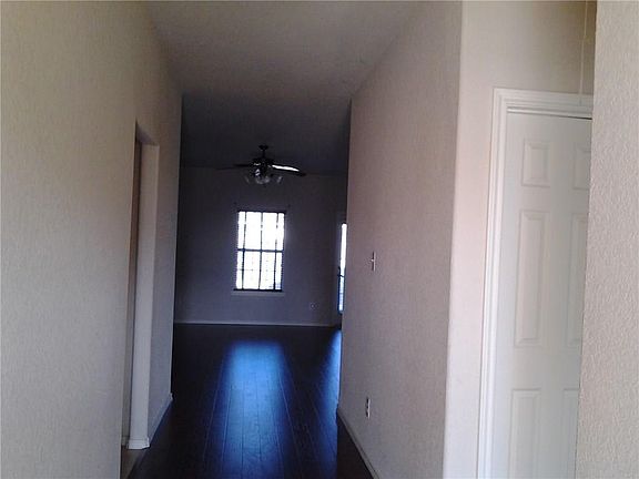 2nd image of 1104 Antoinette Dr