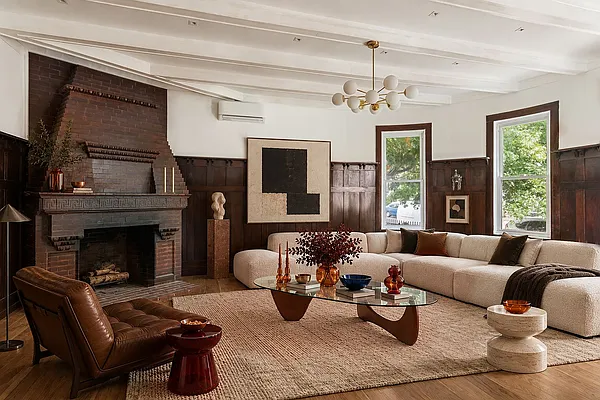 Living room, photo 9