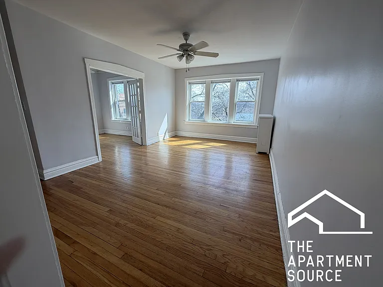 3910 W Argyle St #1A — Photo 2