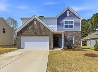 745 Mirror Pond Dr, Zebulon, NC 27597