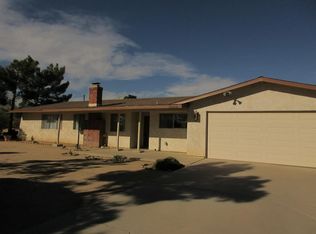 15166 Nokomis Rd, Apple Valley, CA 92307