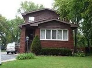 238 Herrick Rd, Riverside, IL 60546