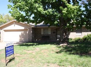 506 S 11th St, Marlow, OK 73055