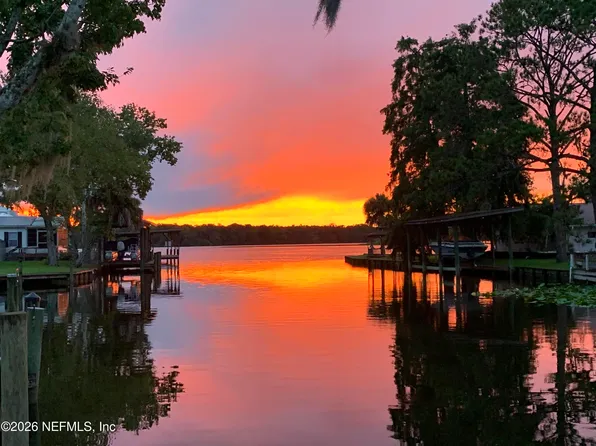 100 HAPPINESS Drive, Welaka, FL 32189