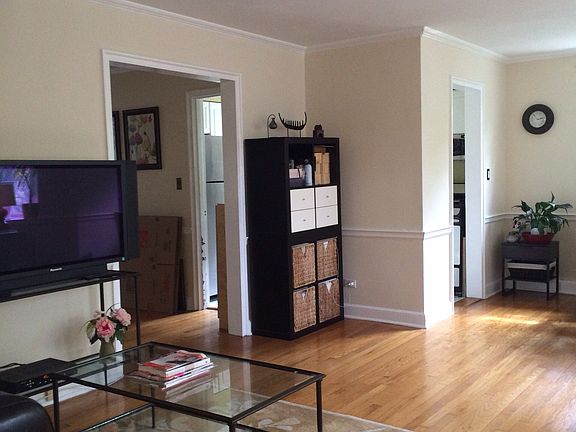 4th image of 5 Campus Pl APT Tr