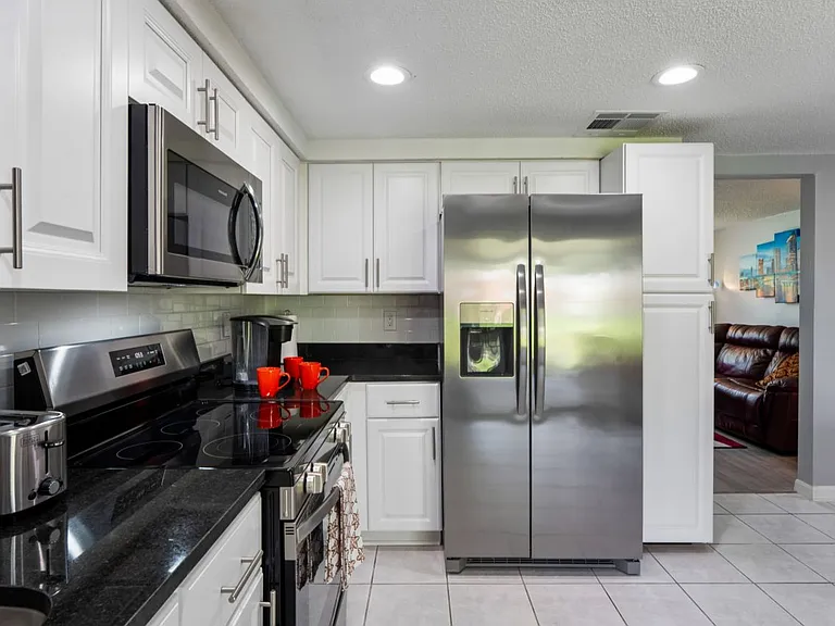 5719 Berlin Dr — Photo 3