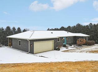 5276 Scenic Ridge Trl, Middleton, WI 53562