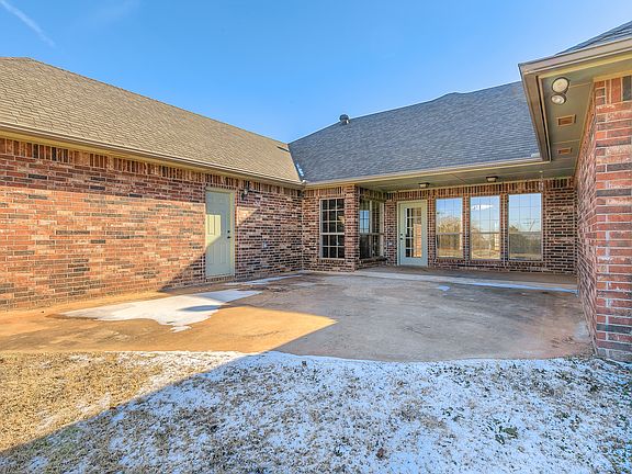 Large patio for entertaining