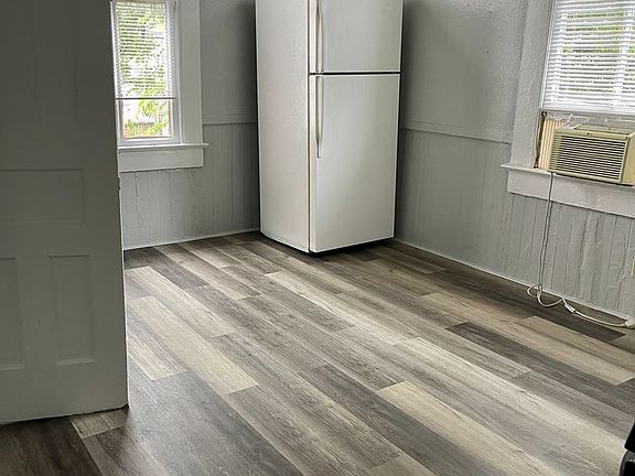 2nd image of 1704 Avenue L #8