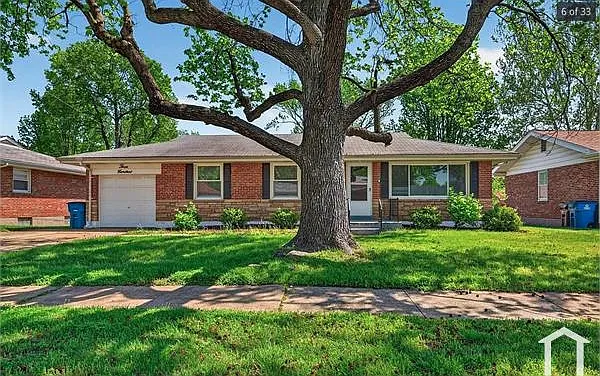 300 Rand Dr — Photo 1